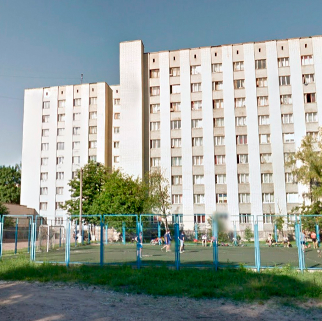 "Семидар" відремонтував фасад та замінив вікна в навчальному корпусі Чернігівського колегіуму.